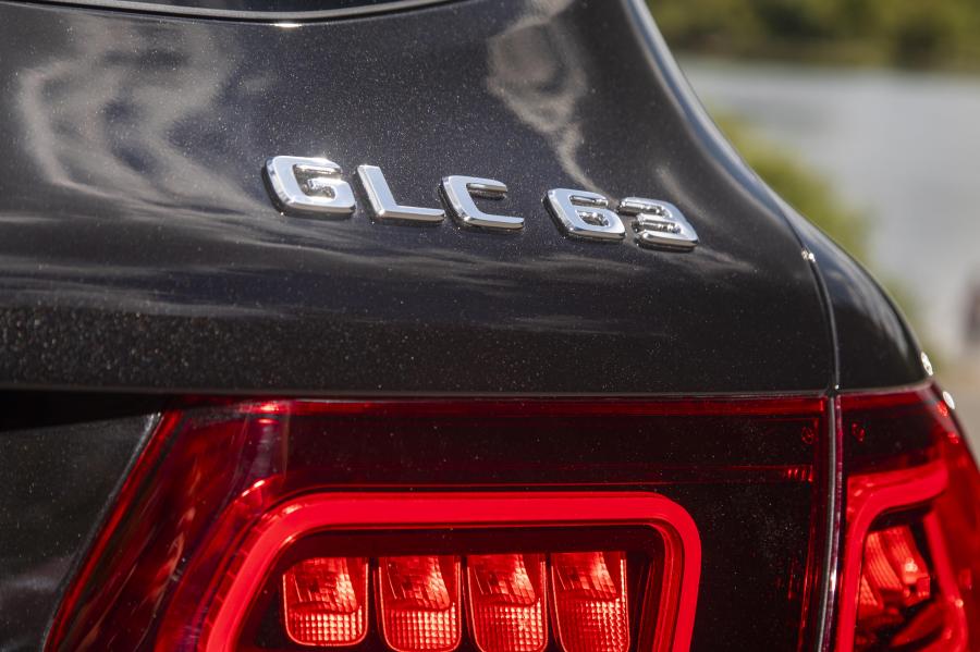 Логотип Mercedes-AMG GLC63 4Matic+ (X253) 2019 года  (NA) (фото 63 из 81)